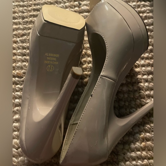 Just Fab Peek a Boo Platform Pumps S 7.5 - Picture 2 of 4